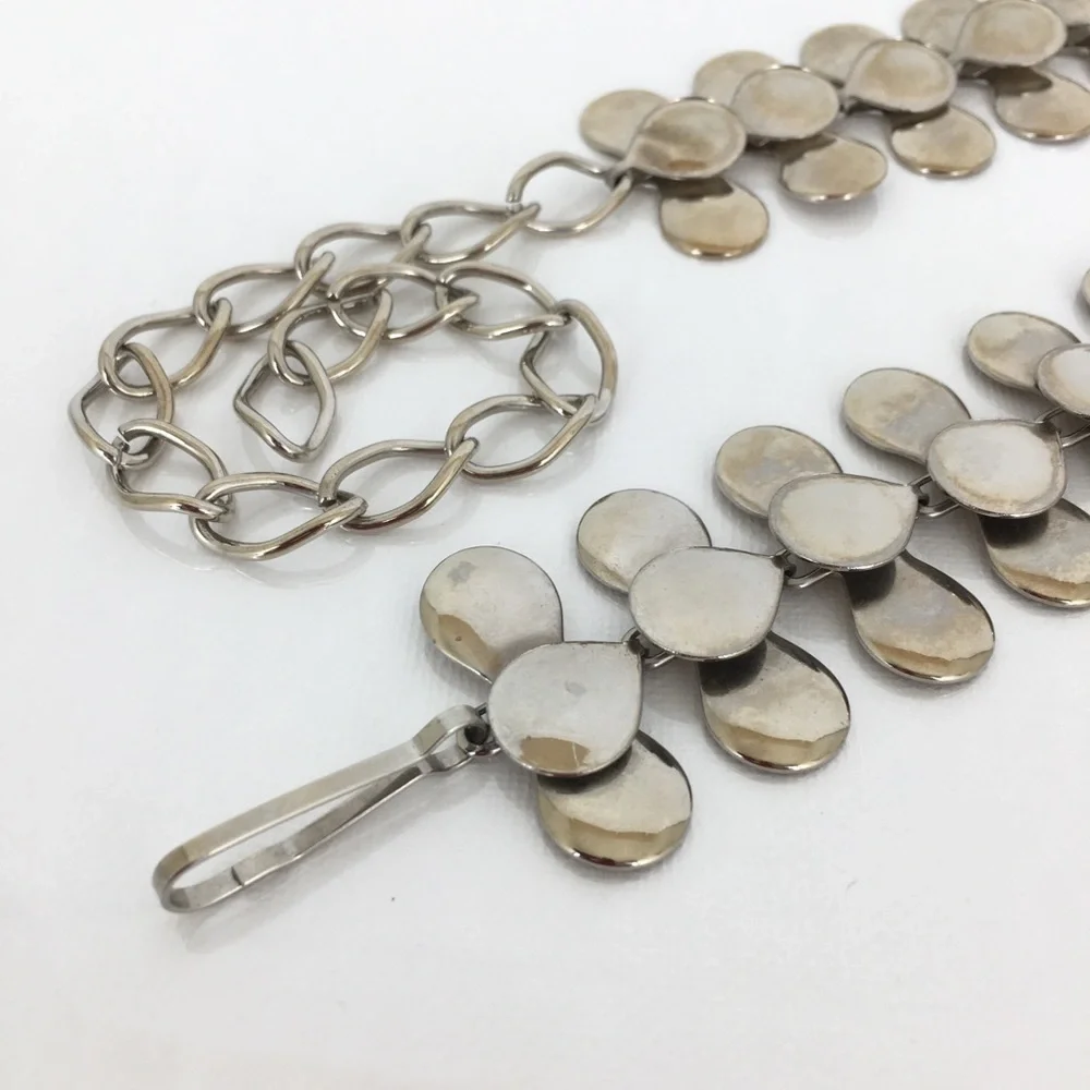 Women’s Shiny Silver Teardrop Metal‎ Link Belt Fish Scale Statement Belt